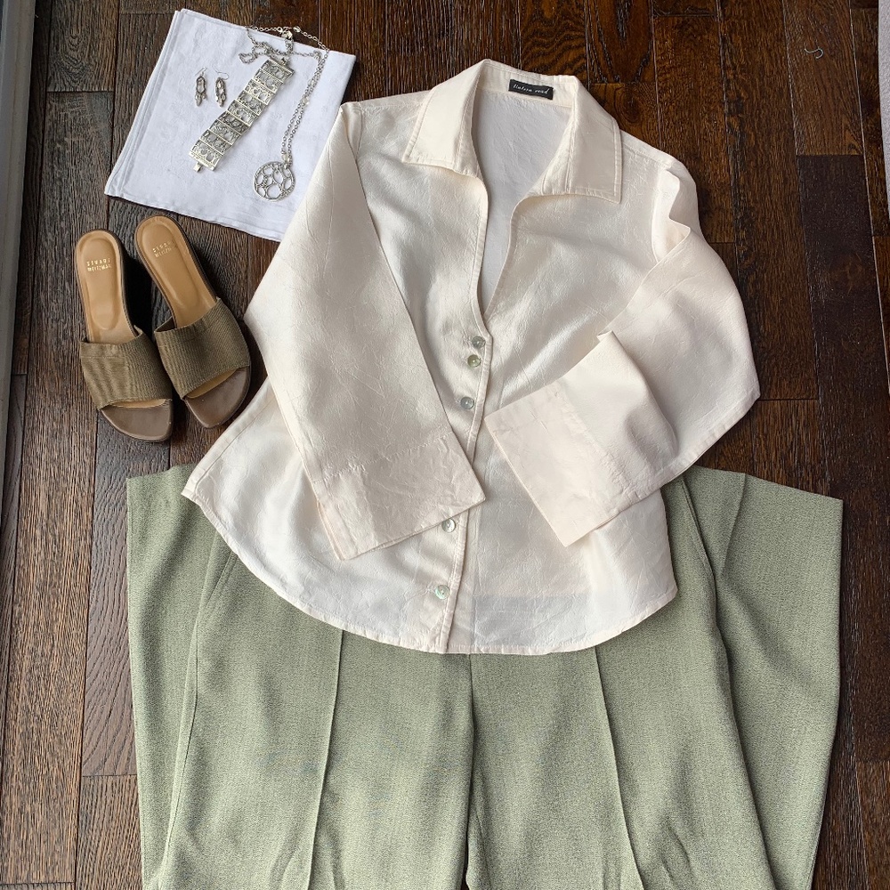 Mondo Khaki Wool Polyester Blend Dress Pants